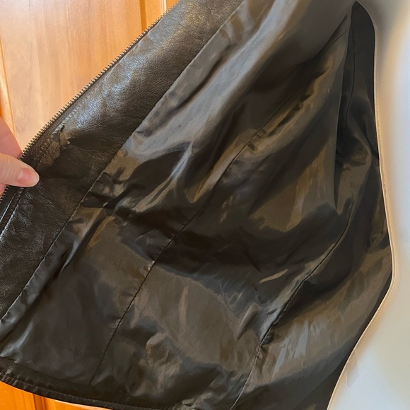 Women’s Black Moto Jacket faux leather, slimming, full zipper Large - Picture 4 of 9